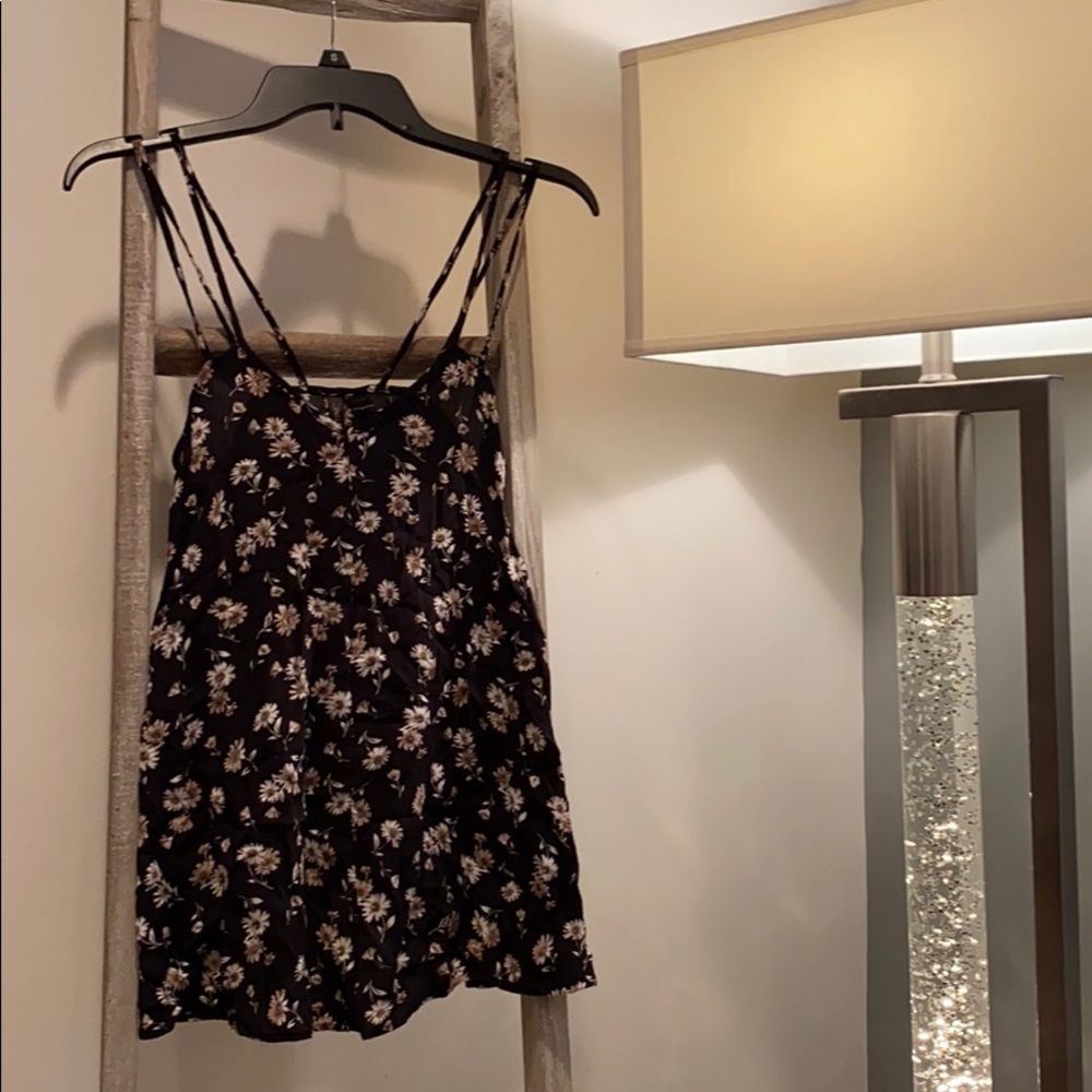 SUNFLOWER TANK TOP